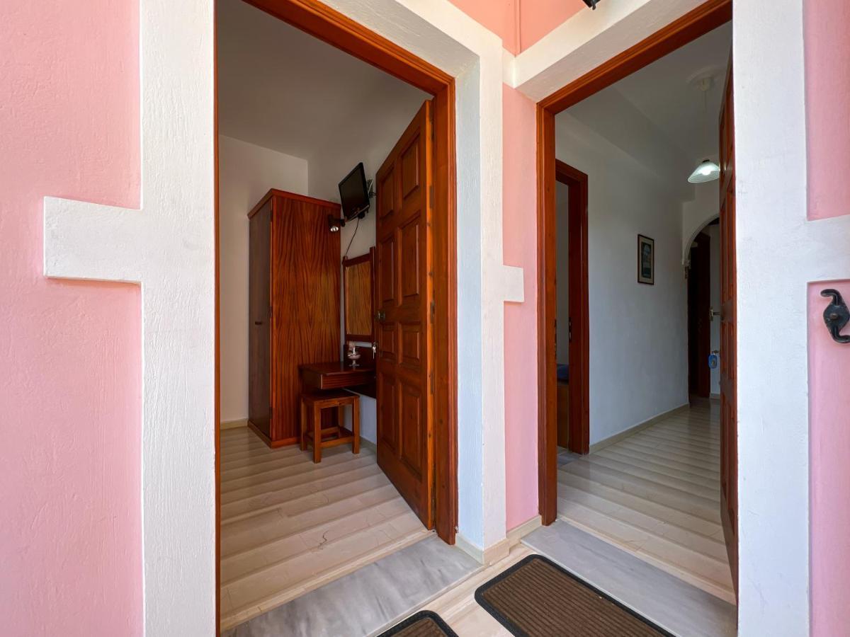 Anemone Apartment Pelekas Bagian luar foto