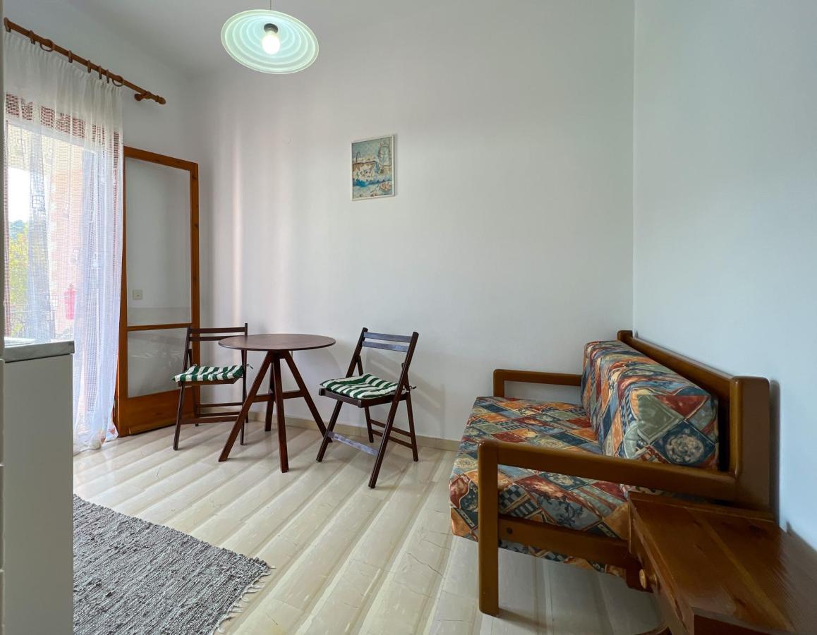 Anemone Apartment Pelekas Bagian luar foto