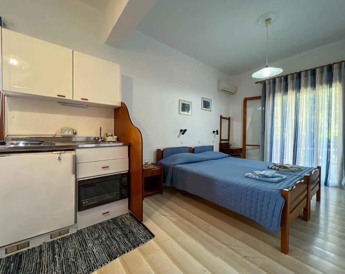 Anemone Apartment Pelekas Bagian luar foto