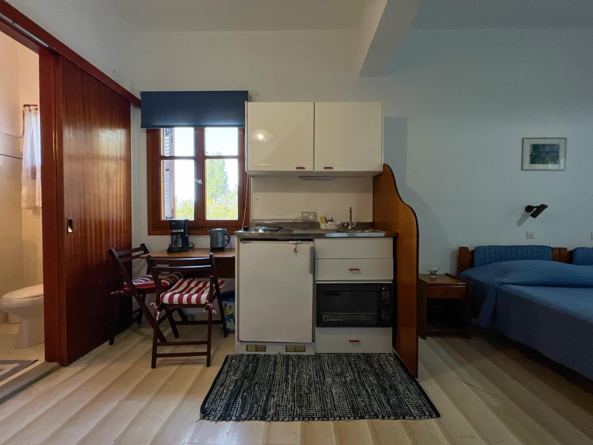 Anemone Apartment Pelekas Bagian luar foto